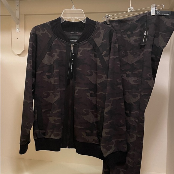 Liverpool Black Camo Jacket & Pant set - Picture 1 of 10
